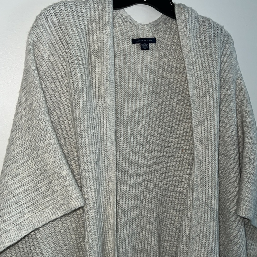 AMERICAN EAGLE - OS WOMANS OPEN KNIT CARDIGAN FRINGE SHAWL EUC NWOT - Picture 4 of 11